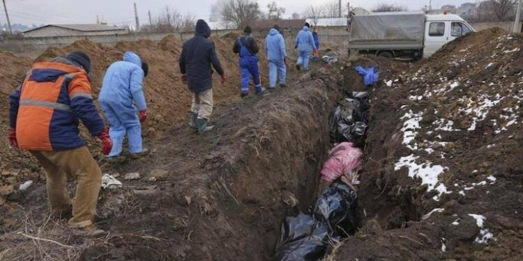 EU Calls For War Crimes Tribunal Over Ukraine Mass Graves