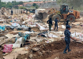 FCTA Demolishes Monkey Village In Abuja, Says The land Belong To The Police