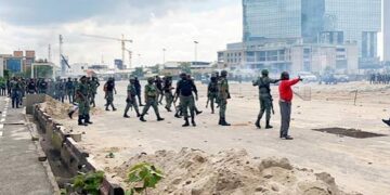 Police Teargas #EndSARS Memorial at Lekki Tollgate, Disperse Gubernatorial Candidates, Mourners