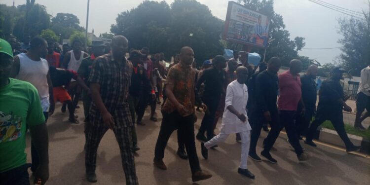 Enugu Youths March to Government House Over Alleged Police Killing of Celebrity ‘Stone’